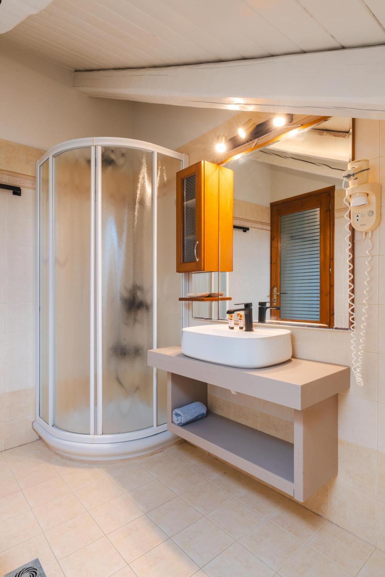 Authentic Suites In Fiscardo 费斯卡尔德宏 外观 照片