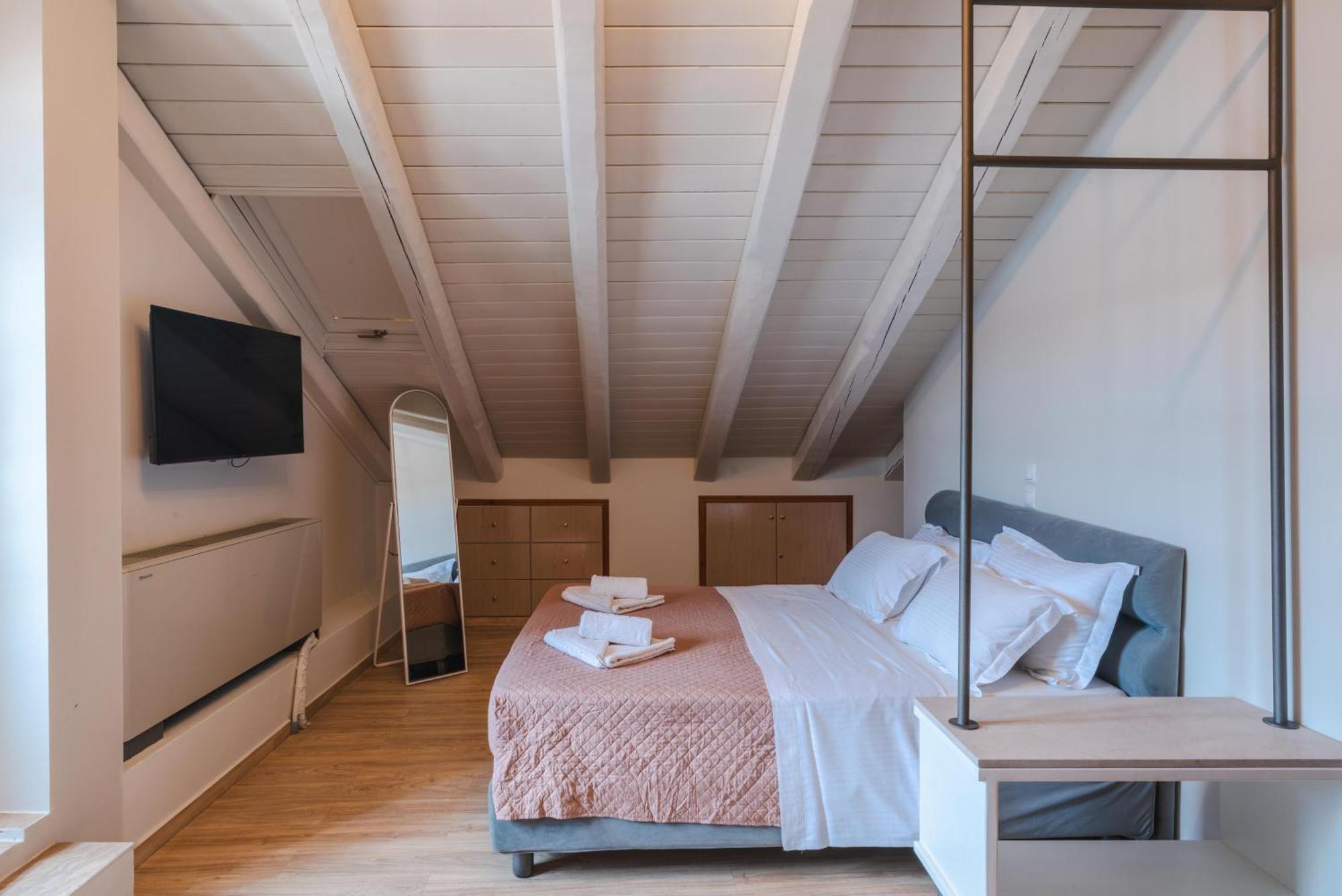Authentic Suites In Fiscardo 费斯卡尔德宏 外观 照片