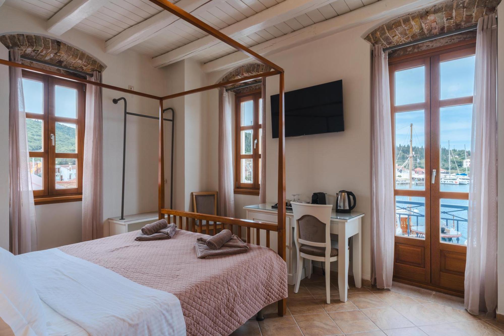 Authentic Suites In Fiscardo 费斯卡尔德宏 外观 照片
