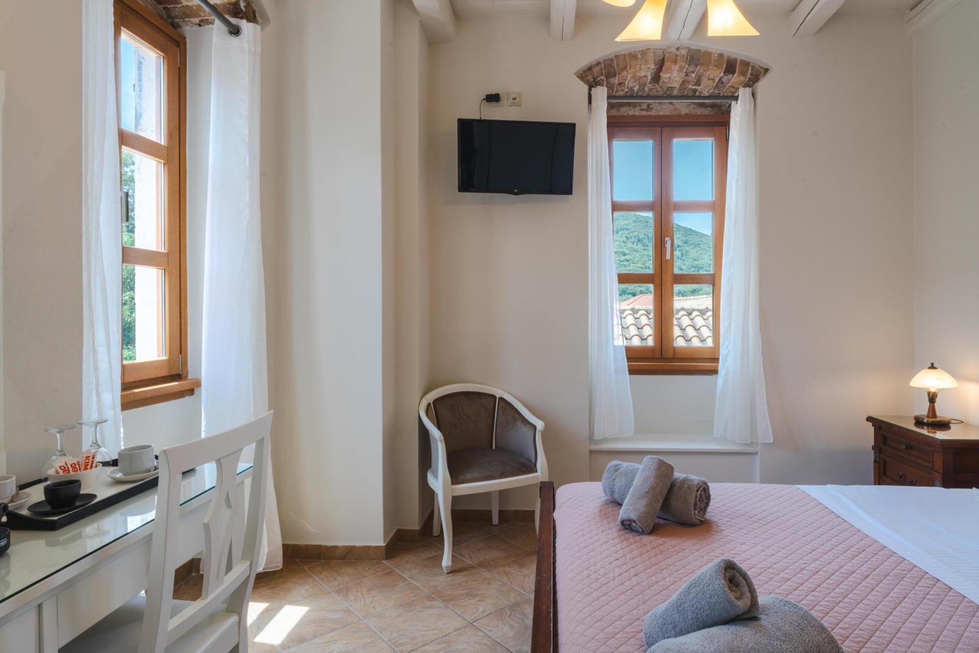 Authentic Suites In Fiscardo 费斯卡尔德宏 外观 照片